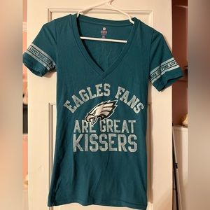 PINK | Size XS | V-Neck Eagles T-Shirt